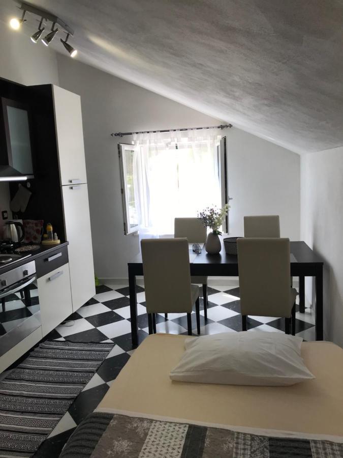 Apartments Renata プチシャ エクステリア 写真