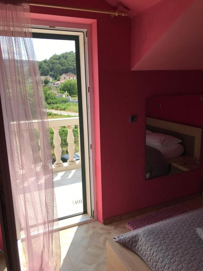 Apartments Renata プチシャ エクステリア 写真
