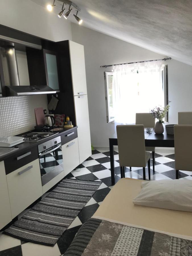 Apartments Renata プチシャ エクステリア 写真