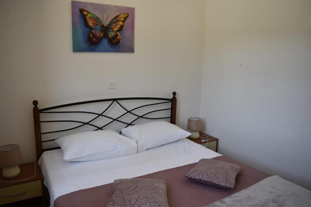 Apartments Renata プチシャ エクステリア 写真