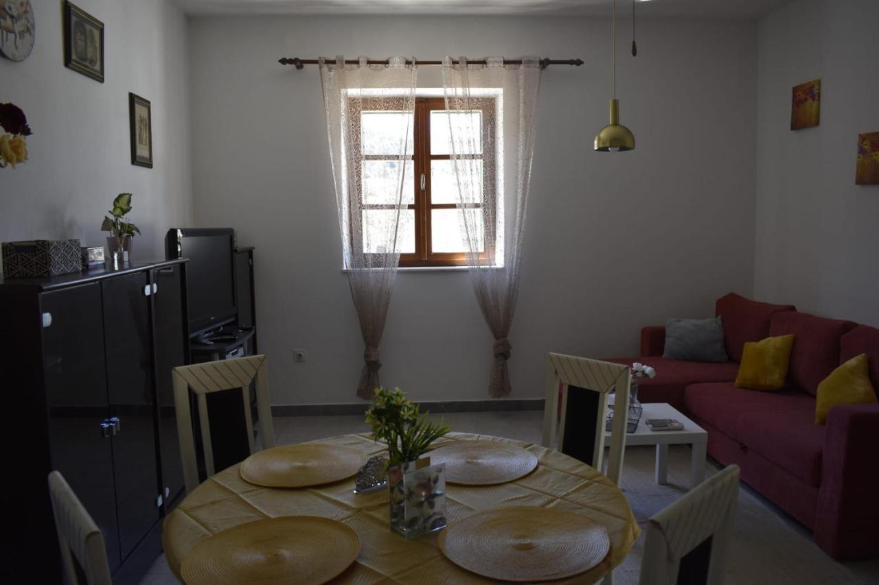 Apartments Renata プチシャ エクステリア 写真
